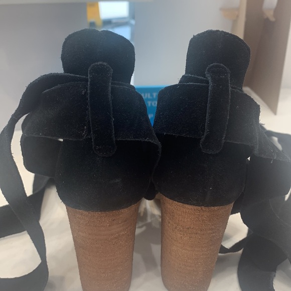 Gianni Bini suede wrap heels - Picture 9 of 13